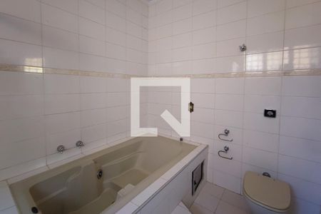 Banheiro Suíte de casa à venda com 4 quartos, 270m² em Jardim Paraíso, Campinas