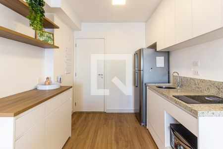 Cozinha de kitnet/studio para alugar com 1 quarto, 33m² em Santa Cecilia, São Paulo