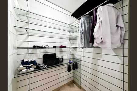 Closet de casa para alugar com 1 quarto, 28m² em Campo Belo, São Paulo