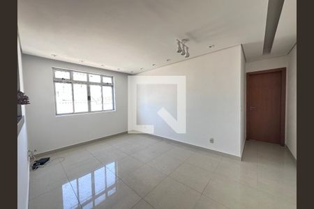 Sala de apartamento para alugar com 3 quartos, 83m² em Sagrada Família, Belo Horizonte