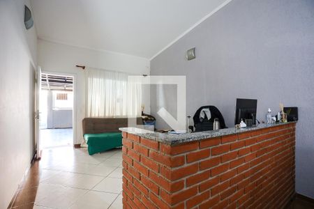Sala de estar / escritório de casa para alugar com 3 quartos, 268m² em Jardim Recanto Suave, Cotia