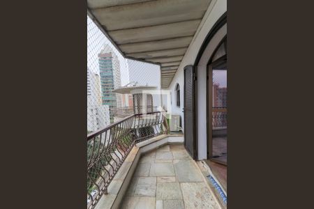 Apartamento para alugar com 260m², 3 quartos e 3 vagas Apartamento para alugar com 260m², 3 quartos e 3 vagasVaranda da Suíte