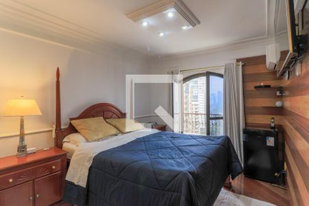 Apartamento para alugar com 260m², 3 quartos e 3 vagas Apartamento para alugar com 260m², 3 quartos e 3 vagasSuíte