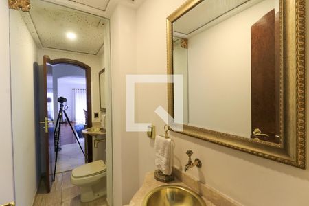 Apartamento para alugar com 260m², 3 quartos e 3 vagas Apartamento para alugar com 260m², 3 quartos e 3 vagasLavabo