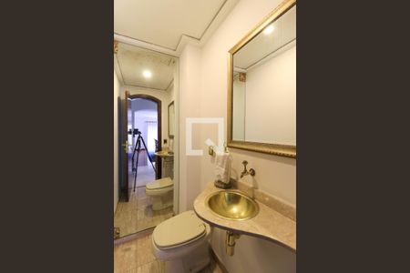 Apartamento para alugar com 260m², 3 quartos e 3 vagas Apartamento para alugar com 260m², 3 quartos e 3 vagasLavabo