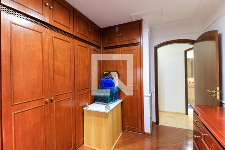 Apartamento para alugar com 260m², 3 quartos e 3 vagas Apartamento para alugar com 260m², 3 quartos e 3 vagasQuarto 2