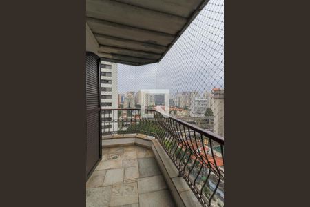 Apartamento para alugar com 260m², 3 quartos e 3 vagas Apartamento para alugar com 260m², 3 quartos e 3 vagasVaranda da Suíte