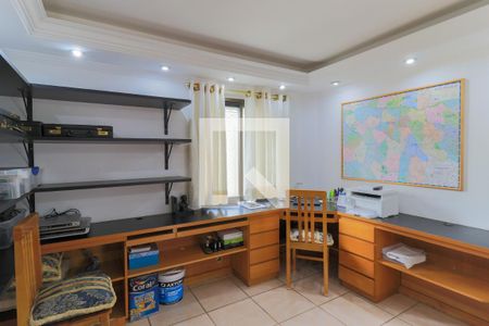 Apartamento para alugar com 260m², 3 quartos e 3 vagas Apartamento para alugar com 260m², 3 quartos e 3 vagasEscritório