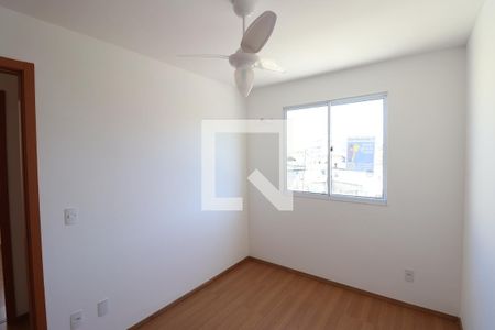 Quarto 1 de apartamento para alugar com 2 quartos, 44m² em Alcântara, São Gonçalo