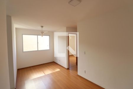 Sala de apartamento para alugar com 2 quartos, 44m² em Alcântara, São Gonçalo