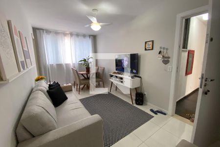 Sala de apartamento para alugar com 2 quartos, 61m² em Jardim Primavera, Duque de Caxias