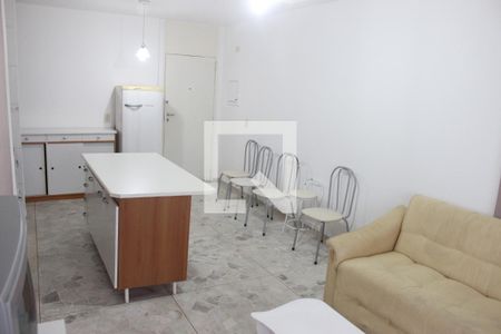 Cozinha de apartamento para alugar com 1 quarto, 45m² em Itararé, São Vicente