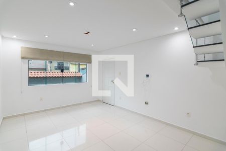 Sala de casa para alugar com 3 quartos, 165m² em Jardim Las Vegas, Santo André