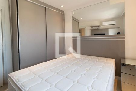 Quarto 1 de apartamento para alugar com 2 quartos, 70m² em Pinheiros, São Paulo