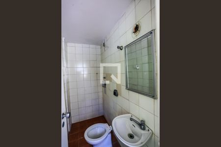 Apartamento para alugar com 180m², 3 quartos e 3 vagas Apartamento para alugar com 180m², 3 quartos e 3 vagasÁrea de Serviço