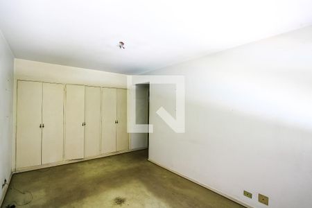Apartamento para alugar com 180m², 3 quartos e 3 vagas Apartamento para alugar com 180m², 3 quartos e 3 vagasSuíte