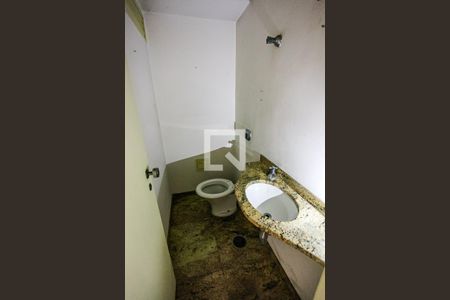 Apartamento para alugar com 180m², 3 quartos e 3 vagas Apartamento para alugar com 180m², 3 quartos e 3 vagasLavabo