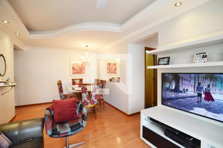 Sala de apartamento à venda com 3 quartos, 81m² em Nonoai, Porto Alegre