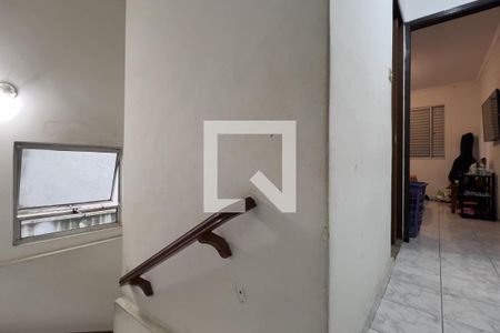 Corredor dos Dormitórios de casa à venda com 2 quartos, 100m² em Jardim Santa Mena, Guarulhos