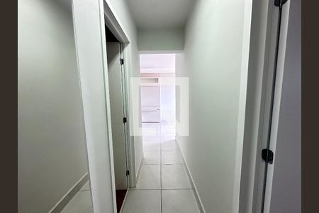 Corredor de apartamento para alugar com 2 quartos, 72m² em São Geraldo, Belo Horizonte