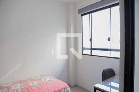 Quarto 1 de apartamento à venda com 2 quartos, 36m² em Bonfim, Osasco