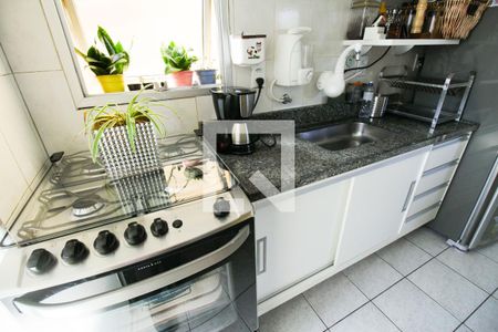 Cozinha de apartamento à venda com 2 quartos, 50m² em Vila Emir, São Paulo