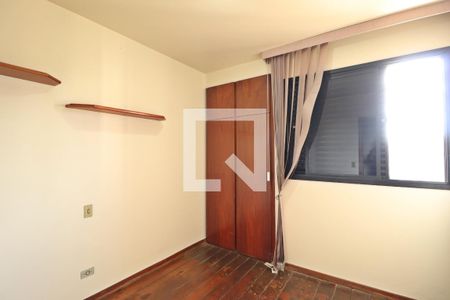 Quarto 2 de apartamento para alugar com 3 quartos, 110m² em Centro, Uberlândia