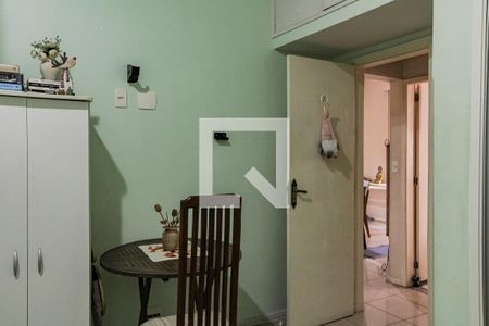Quarto 1 de apartamento à venda com 3 quartos, 81m² em Copacabana, Rio de Janeiro