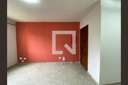 Sala de apartamento para alugar com 3 quartos, 76m² em Vila Cláudia, São Paulo