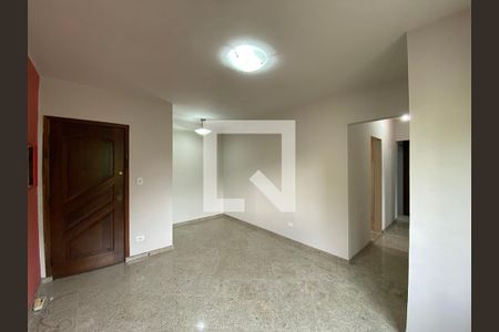 Sala de apartamento para alugar com 3 quartos, 76m² em Vila Cláudia, São Paulo