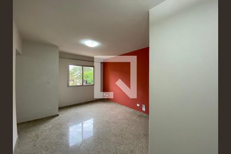 Sala de apartamento para alugar com 3 quartos, 76m² em Vila Cláudia, São Paulo