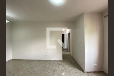 Sala de apartamento para alugar com 3 quartos, 76m² em Vila Cláudia, São Paulo