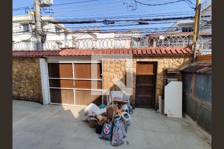 Casa à venda com 210m², 3 quartos e 1 vaga Casa à venda com 210m², 3 quartos e 1 vagaQuintal