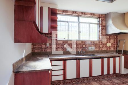 Casa à venda com 210m², 3 quartos e 1 vaga Casa à venda com 210m², 3 quartos e 1 vagaCozinha