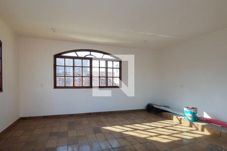 Casa à venda com 210m², 3 quartos e 1 vaga Casa à venda com 210m², 3 quartos e 1 vagaSala