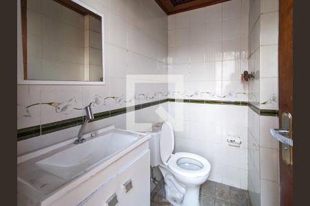 Casa à venda com 210m², 3 quartos e 1 vaga Casa à venda com 210m², 3 quartos e 1 vagaBanheiro Corredor