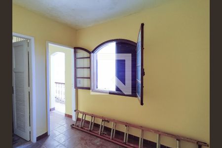 Casa à venda com 210m², 3 quartos e 1 vaga Casa à venda com 210m², 3 quartos e 1 vagaQuarto de Serviço