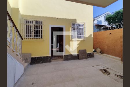 Casa à venda com 210m², 3 quartos e 1 vaga Casa à venda com 210m², 3 quartos e 1 vagaÁrea de Serviço