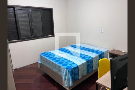 Casa à venda com 2 quartos, 128m² em Jardim Orlandina, São Bernardo do Campo