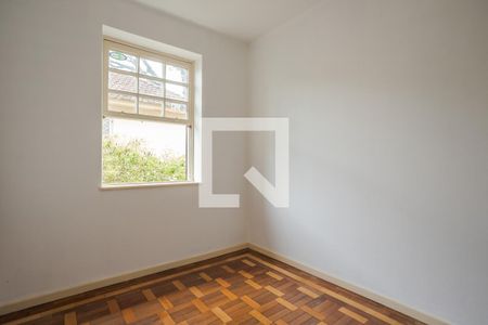 Quarto 2 de apartamento à venda com 3 quartos, 68m² em Passo da Areia, Porto Alegre