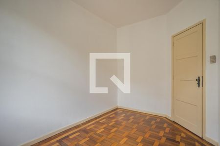 Quarto 2 de apartamento à venda com 3 quartos, 68m² em Passo da Areia, Porto Alegre