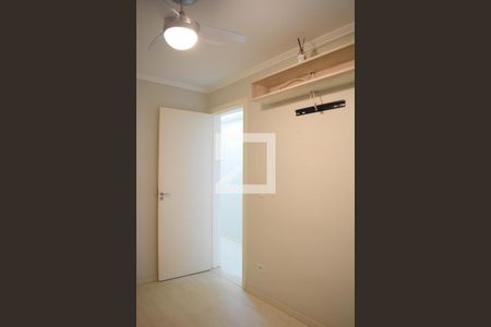 Quarto 1 de apartamento para alugar com 3 quartos, 60m² em Cristo Rei, Curitiba