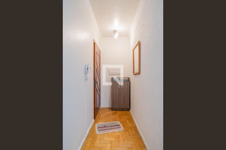 Hall de entrada de apartamento para alugar com 2 quartos, 70m² em Jardim Botânico, Porto Alegre
