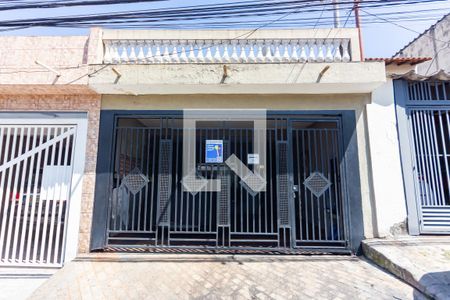 Casa à venda com 165m², 3 quartos e 2 vagas Casa à venda com 165m², 3 quartos e 2 vagasFachada