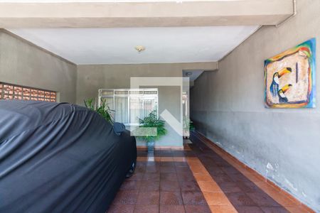 Casa à venda com 165m², 3 quartos e 2 vagas Casa à venda com 165m², 3 quartos e 2 vagasGaragem