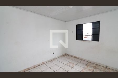 Quarto de casa para alugar com 1 quarto, 100m² em Vila Nhocuné, São Paulo