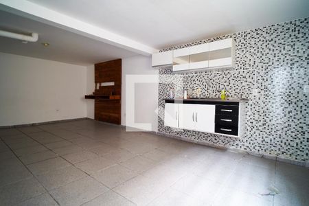 Casa para alugar com 700m², 3 quartos e 6 vagas Casa para alugar com 700m², 3 quartos e 6 vagasCozinha