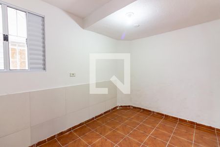 Quarto 2 de casa para alugar com 2 quartos, 55m² em Km 18, Osasco