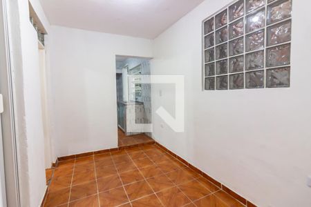 Sala de casa para alugar com 2 quartos, 55m² em Km 18, Osasco