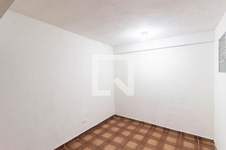 Quarto 2 de casa para alugar com 2 quartos, 55m² em Km 18, Osasco